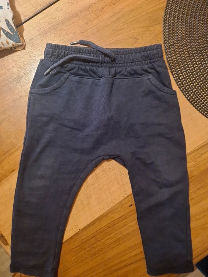 Jogging bleu - photo numéro 2