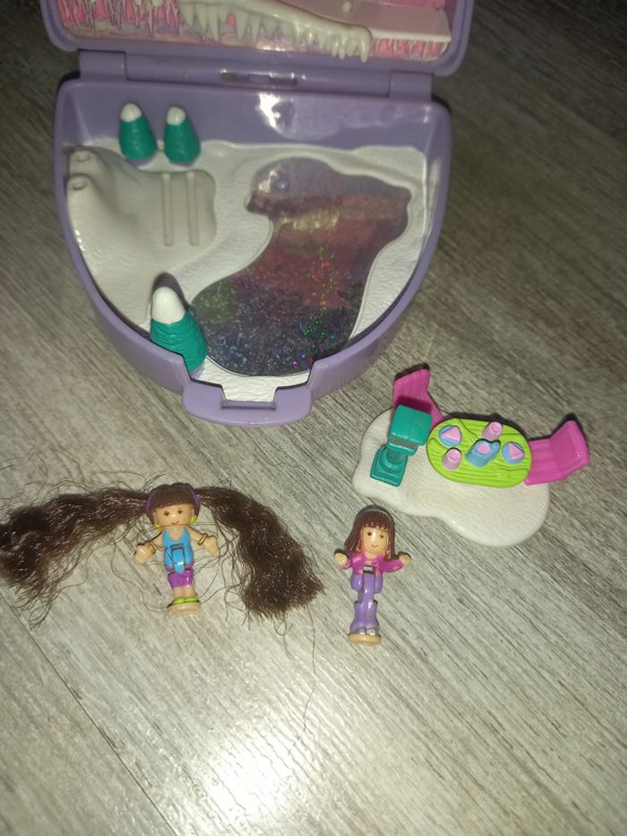 polly pocket station de ski vintage avec 2 personnages - photo numéro 2