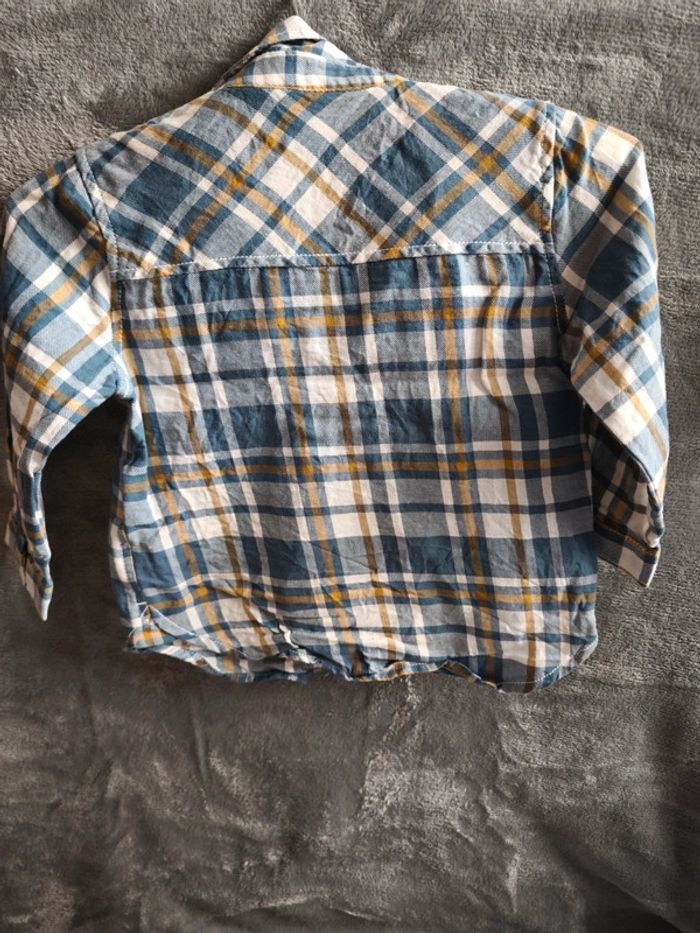Chemise a carreaux taille 18 mois neuf - photo numéro 9