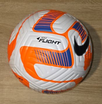 NIKE FLIGHT FA22 – Ballon de football NEUF – Prêt pour le terrain ! ⚽