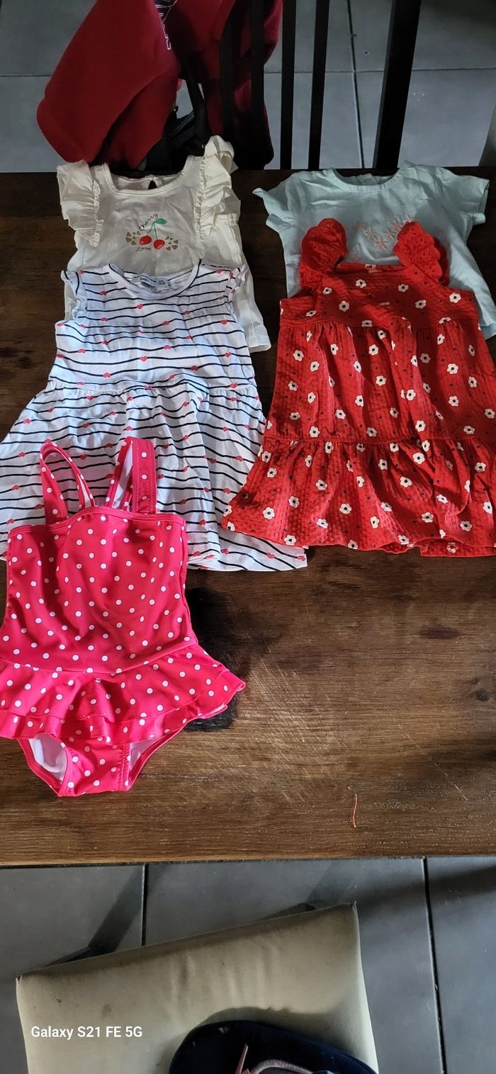 Vend vêtement 12 mois fille