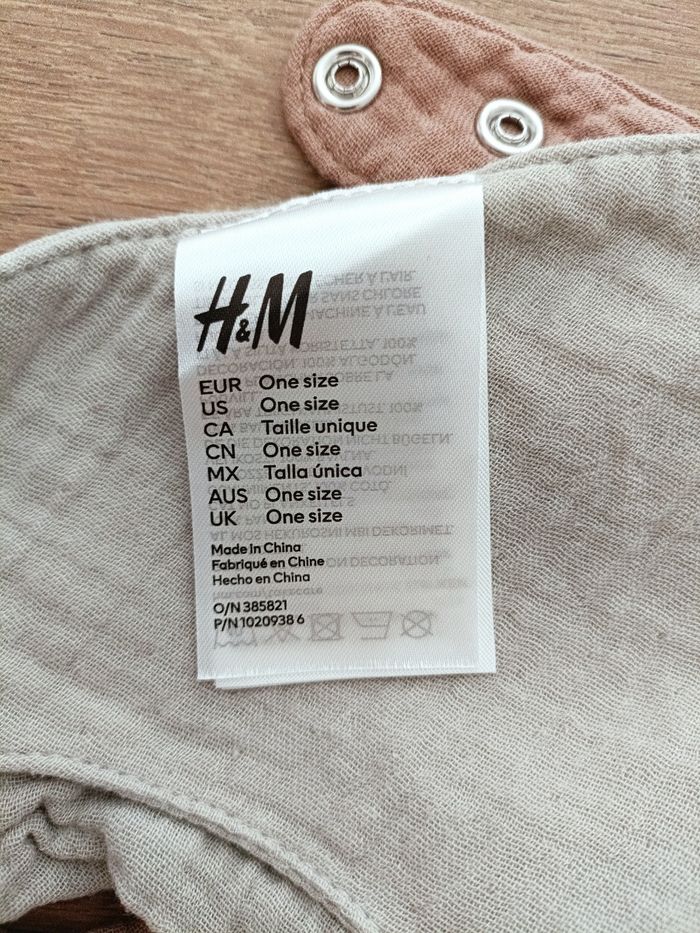 Lot bavoirs neufs en gaz de coton - photo numéro 2