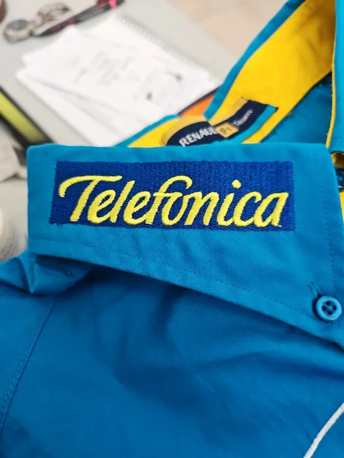 Chemisette officielle Renault F1 Team taille XXL - photo numéro 13