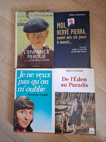 Lot de 4 récits en bon état