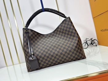 Louis Vuittoṇ   M25877 Again