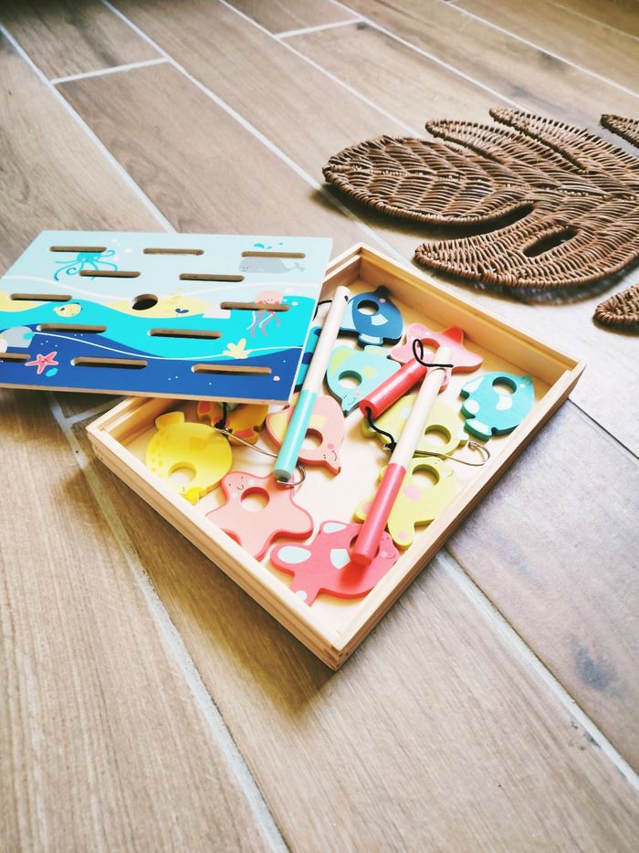 🎣 Coffret Pêche à la ligne magnétique/aimantée en bois marque Vertbaudet - photo numéro 5