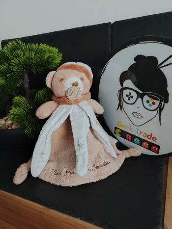 Doudou et Compagnie ours mon Premier Doudou marron blanc lange Étoile Doré Plat