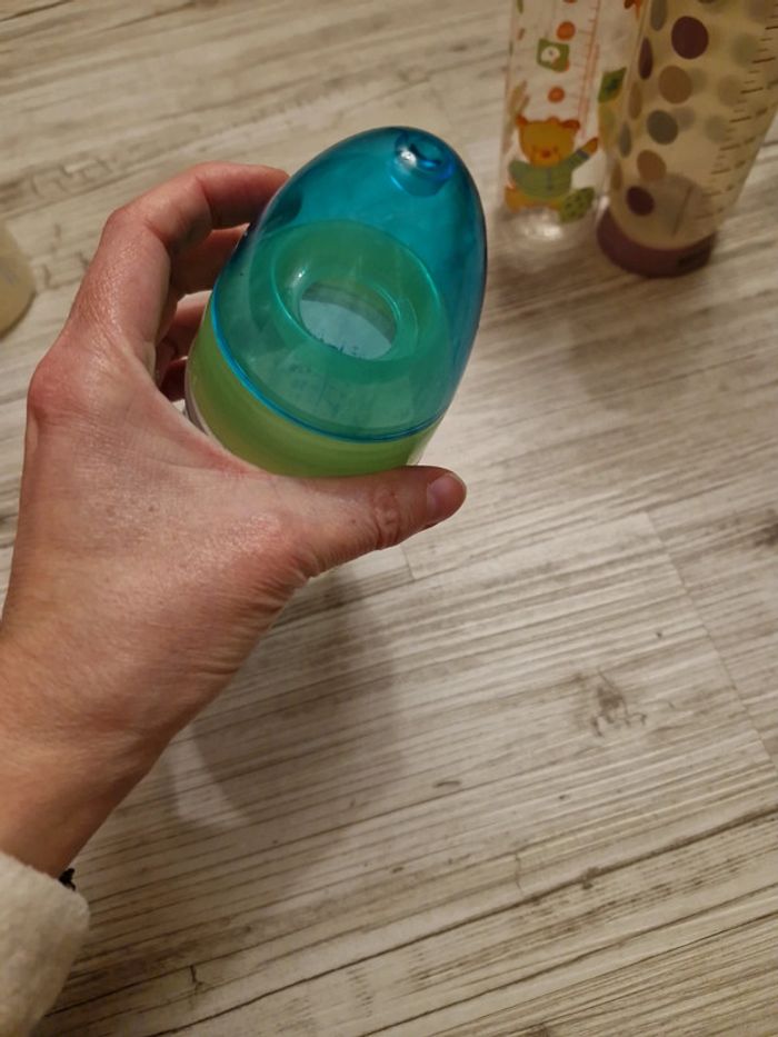 Lot de biberons - photo numéro 7