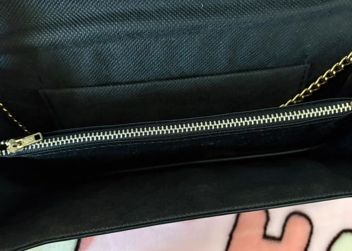 Pochette noire - photo numéro 4