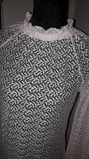 Tee-shirt en dentelles