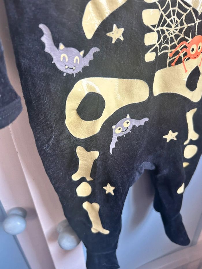Pyjama Halloween, phosphorescent , 3 mois - photo numéro 5