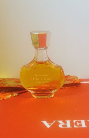 Miniature parfum Nina ricci l'air du temps