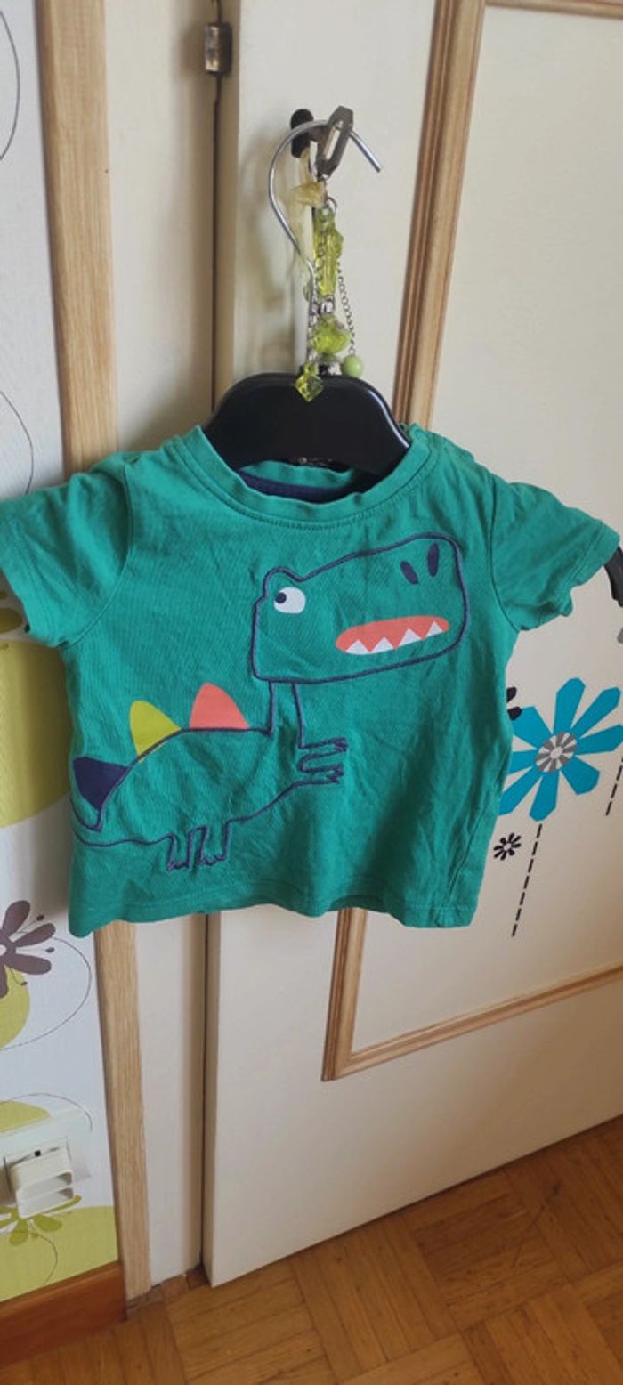 Tee shirt dinausaure