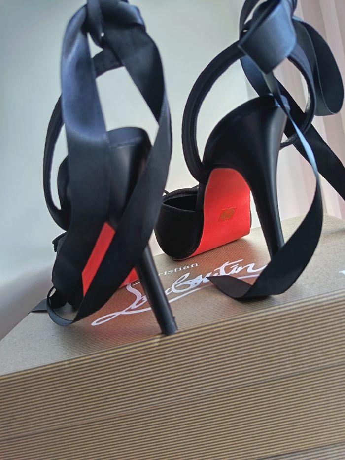 Neuf talons - photo numéro 2