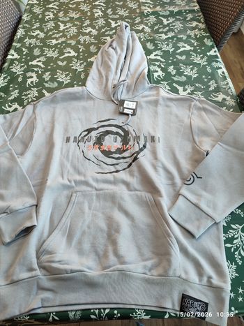 Sweat naruto avec capuche taille L