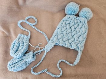 Bonnet et moufles Fait Main