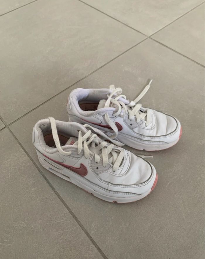 Basket Nike fille 31,5 - photo numéro 4