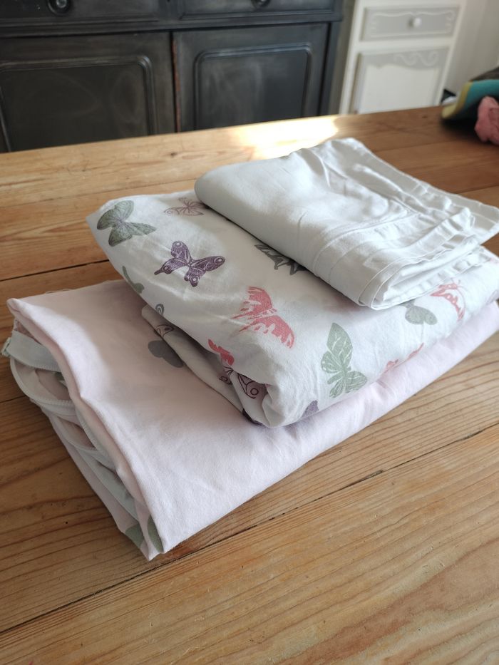 Parure de lit tout en un bébé couette zippée drap housse comme neuf Vertbaudet - photo numéro 6