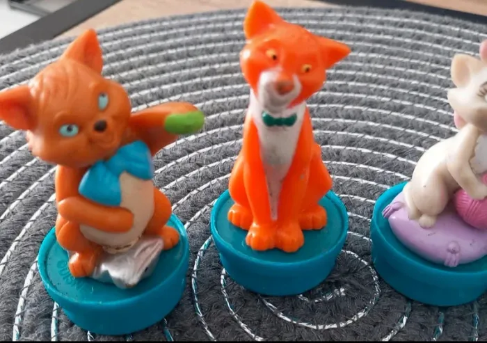 5 figurines bouchons de smarties les aristochats - photo numéro 5