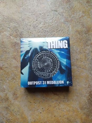 Médaillon The Thing NEUF