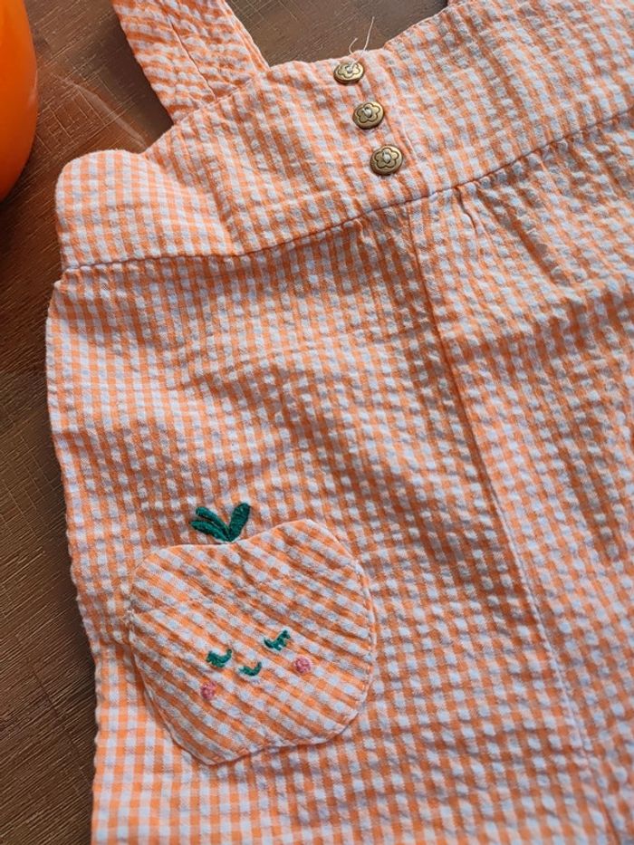 Jolie barboteuse et body 9 mois - photo numéro 2