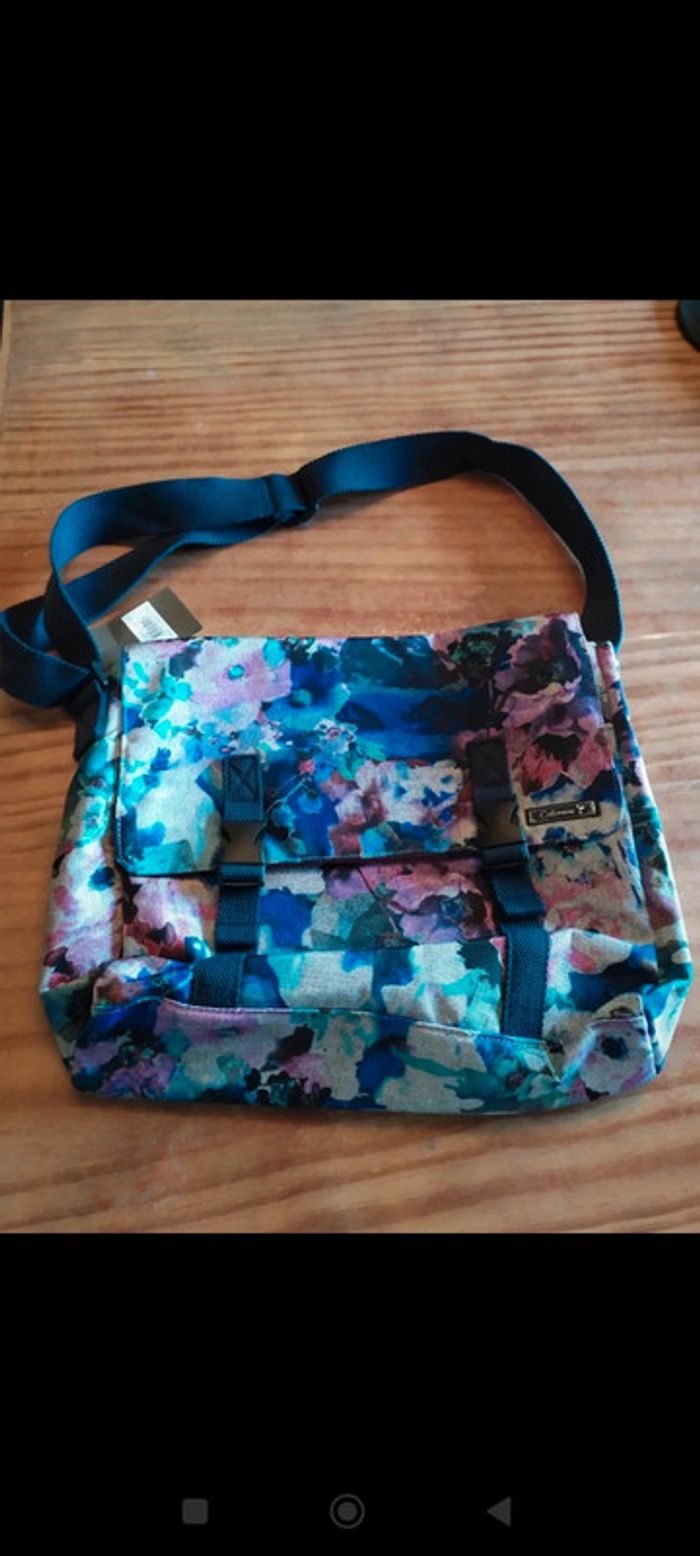 Cartable sac a bandoulière neuf catimini