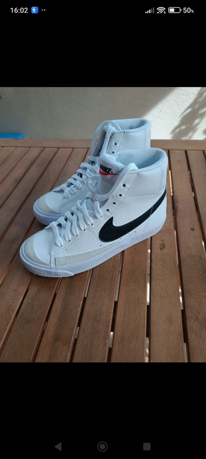 Baskets Nike montantes blazer mid