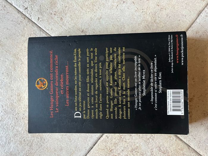Livre Hunger Games 1 - photo numéro 2
