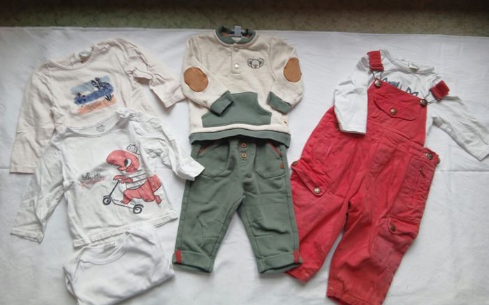Lot vêtements bébé garçon 12 mois