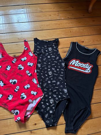 3 bodies taille XS