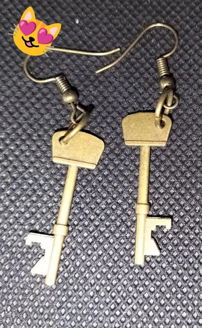 Boucle d'oreille carré bronze