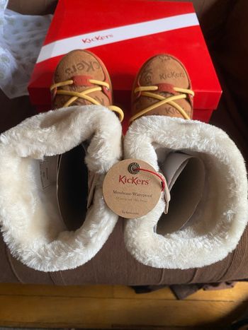 Kickers. Bottes fourrées Après ski 34