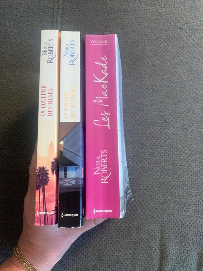 Livres Nora Roberts  ( 3,50 e le lot ) - photo numéro 7