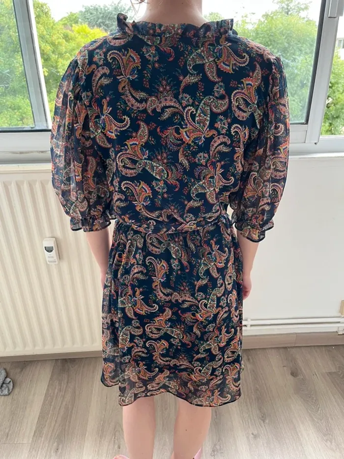 Robe d’été nafnaf taille 34 - photo numéro 2