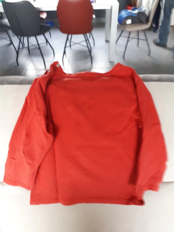 T-shirt rouge - photo numéro 2