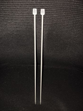 * Paire d'aiguilles à tricoter 3,5 mm (29 cm) Pony