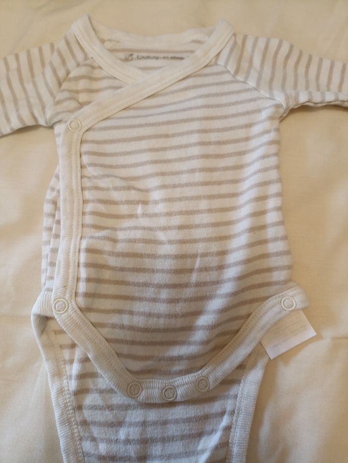 Body 1 mois - photo numéro 8