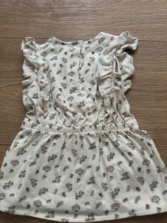 Robe 6 mois - photo numéro 4