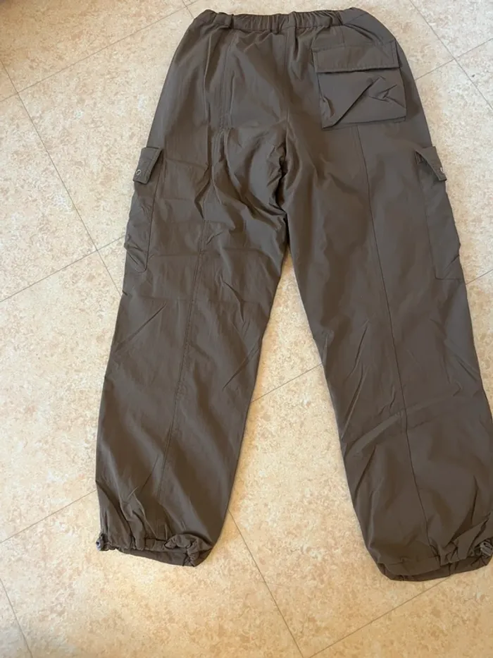 Pantalon Cargo, enfant Zara taille, élastique, poche, latérales, pas resserres taille 11/12 ans - photo numéro 2