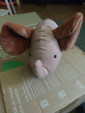 Peluche éléphant