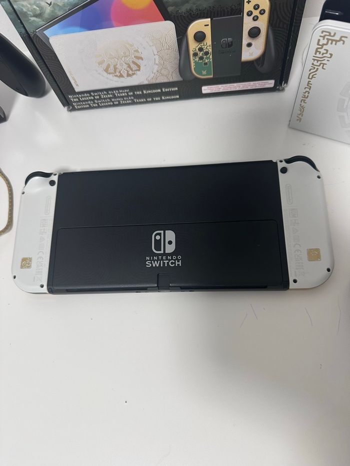 Switch oled édition Zelda - photo numéro 3