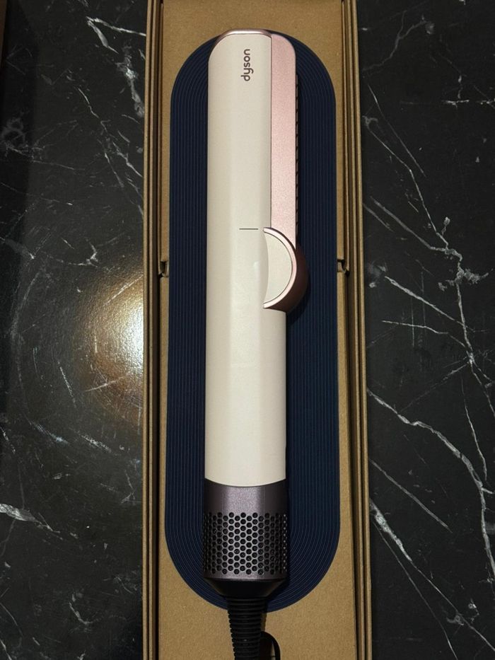 Dyson Airstrait - photo numéro 3