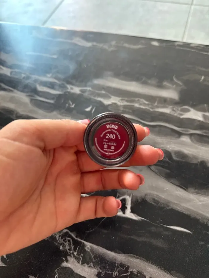 Baume à lèvres le rouge français - photo numéro 4