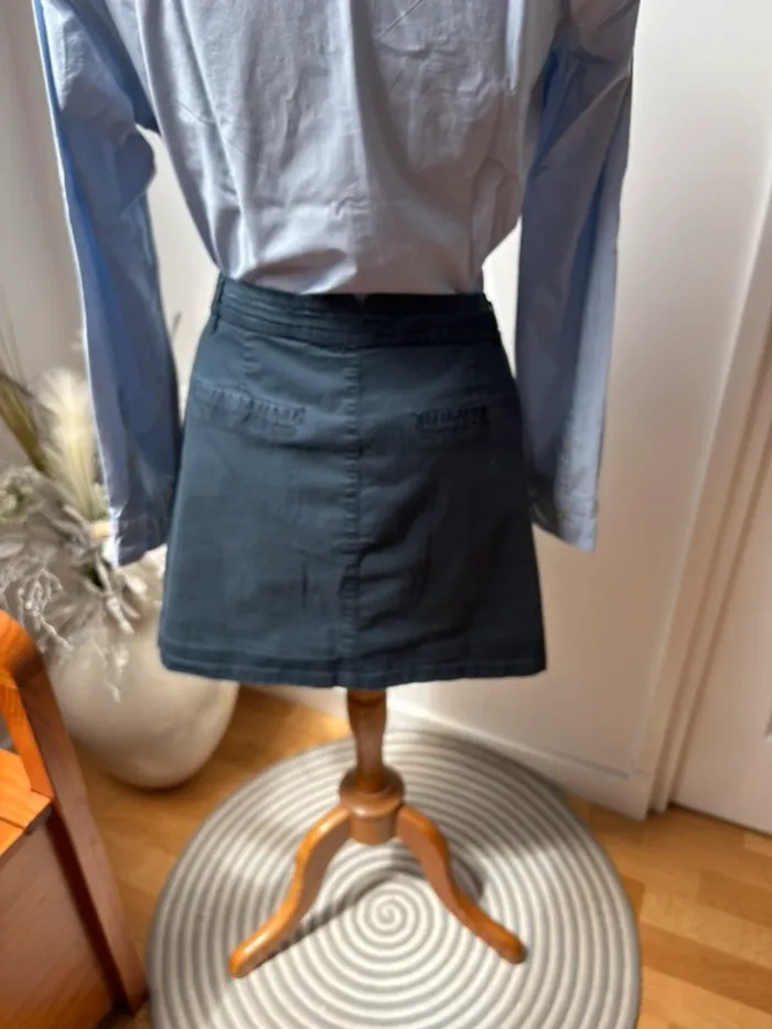 Très jolie jupe courte en coton bleu marine - T42 - photo numéro 8