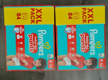 2 grand format couche pampers taille 6