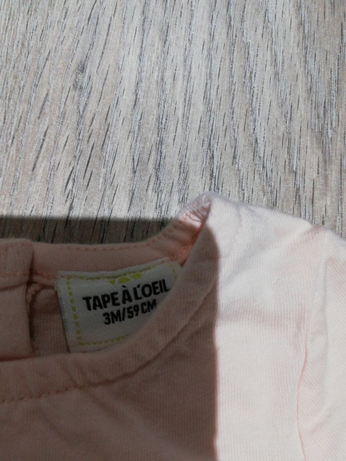 T-shirt neuf - photo numéro 3