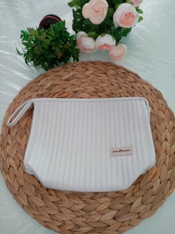 Trousse de toilette, maquillage pochette ecume Love peace  /neuf sans étiquette