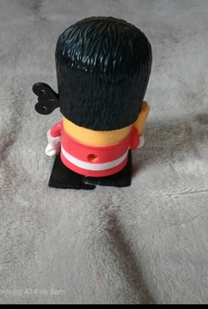Figurine minions anglais macdonald 2015 - photo numéro 2