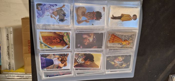 Cartes et dtickers de collection panini " encanto " neufs - photo numéro 3