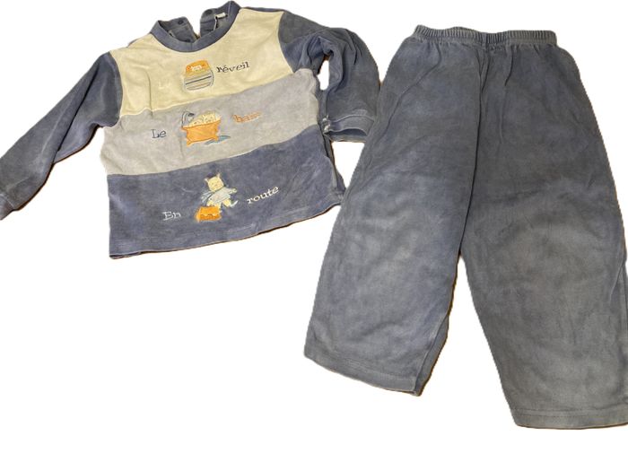 Gros lot vêtement enfant 3 ans 31pcs 30le lot - photo numéro 5